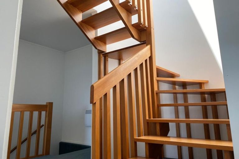 Photo of property in 1/517 Marine Drive, Sunshine Bay, Lower Hutt, 5013