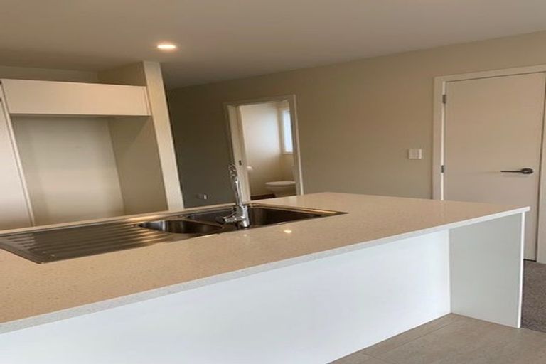 Photo of property in 51-53 Shaw Road, Oratia, Auckland, 0604