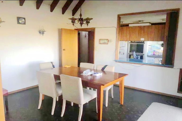 Photo of property in 118 Pupuke Road, Hillcrest, Auckland, 0627