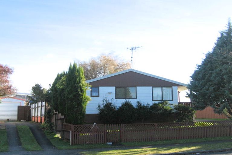 Photo of property in 20 Karen Crescent, Dinsdale, Hamilton, 3204