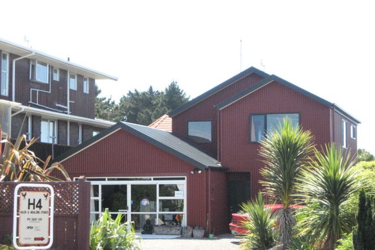 Photo of property in 37 Larnach Street, Waimairi Beach, Christchurch, 8083