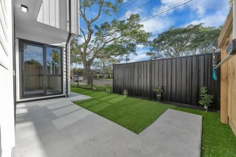 Photo of property in 15d Mckean Avenue, Manurewa, Auckland, 2102