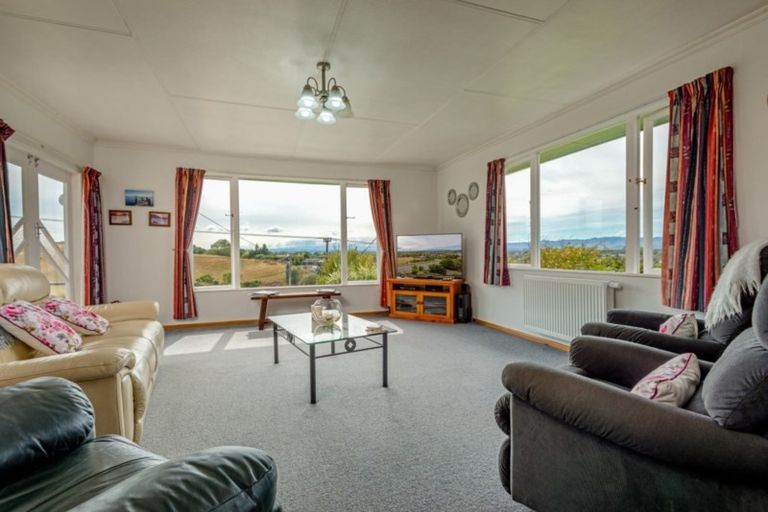 Photo of property in 16 Halcombe Road, Feilding, 4702