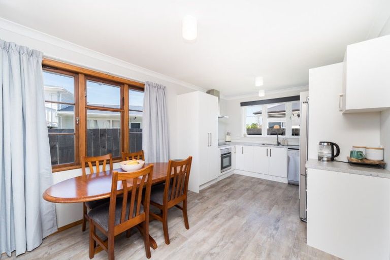 Photo of property in 51 Highbury Avenue, Highbury, Palmerston North, 4412