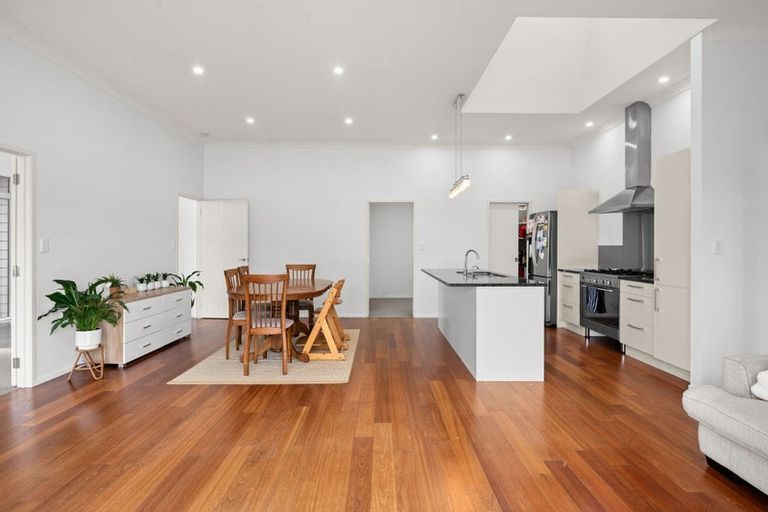 Photo of property in 6 Cleeve Close, Huntington, Hamilton, 3210