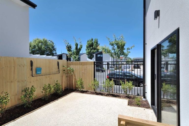 Photo of property in 1/269 Barbadoes Street, Christchurch Central, Christchurch, 8011