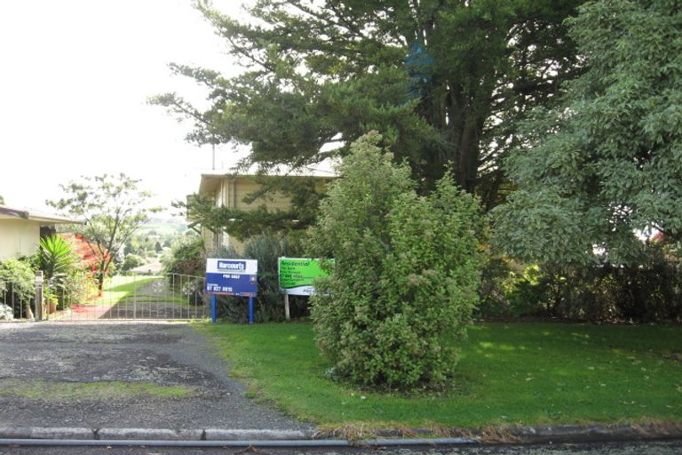 Photo of property in 9 County Place, Tirau, 3410