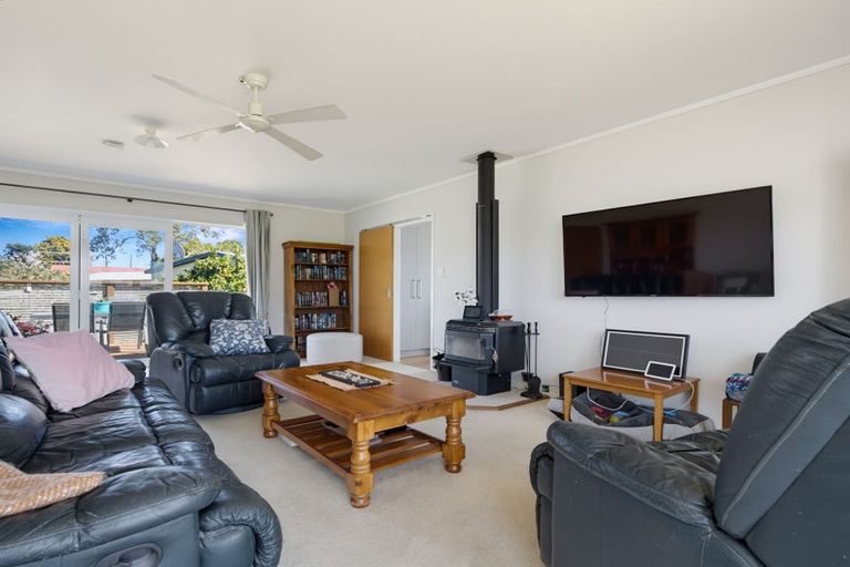 Photo of property in 16 Hydro Road, Edgecumbe, 3120