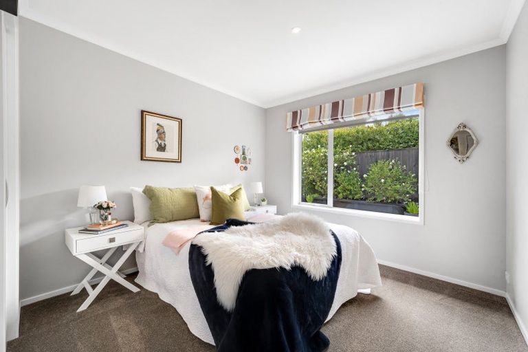 Photo of property in 11 Holly Way, Sunnyhills, Auckland, 2010