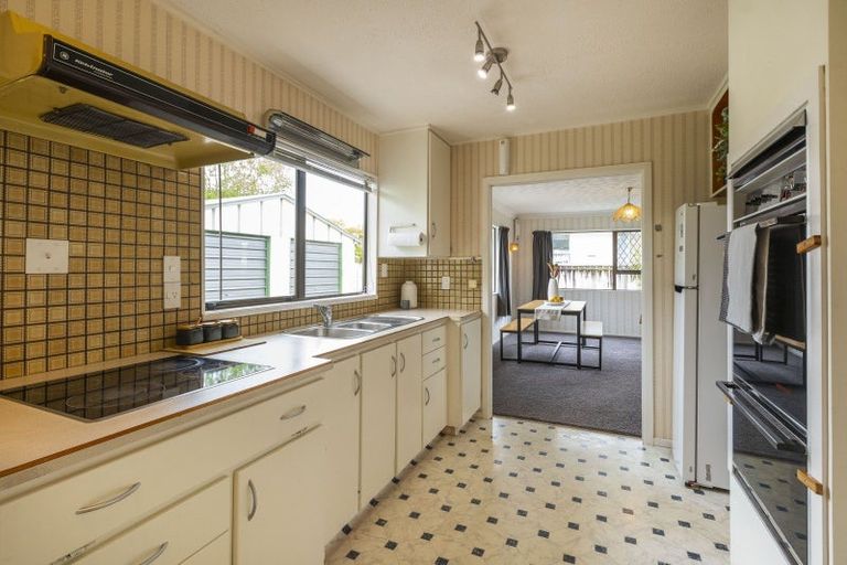 Photo of property in 51 Andrew Street, Waikanae, 5036