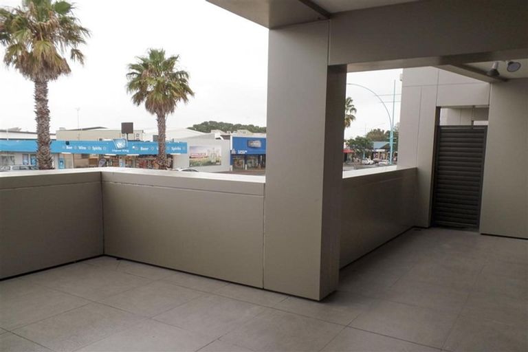 Photo of property in Paramount Apartments, 6/281 Maunganui Road, Mount Maunganui, 3116