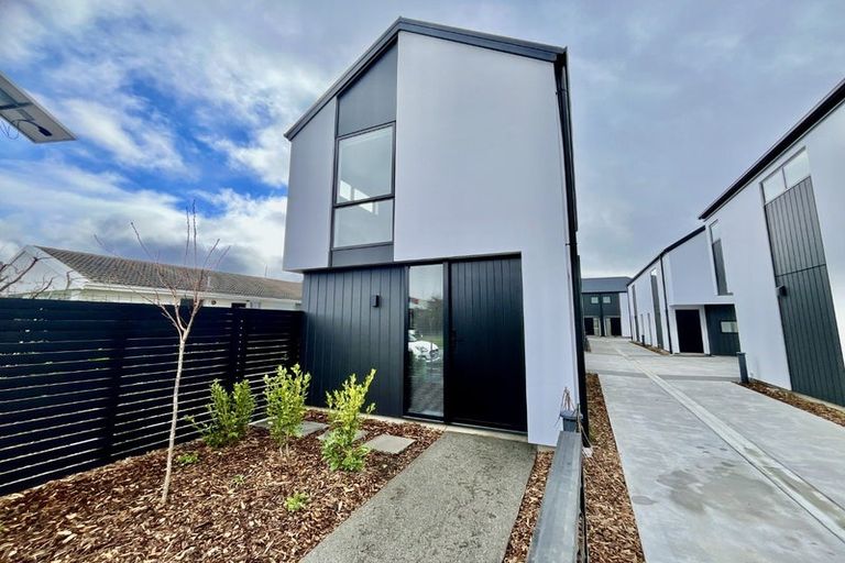 Photo of property in 1/49 Laurence Street, Waltham, Christchurch, 8011
