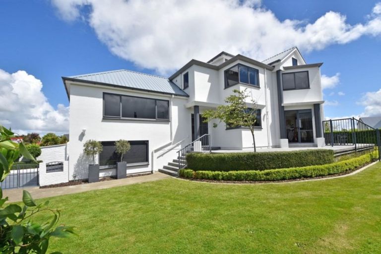 Photo of property in 712 Queens Drive, Waikiwi, Invercargill, 9810