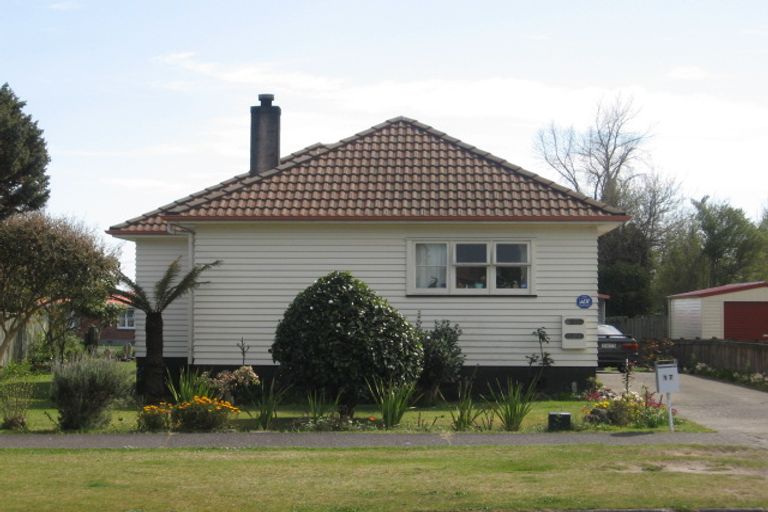 Photo of property in 17 Wallace Crescent, Glenholme, Rotorua, 3010