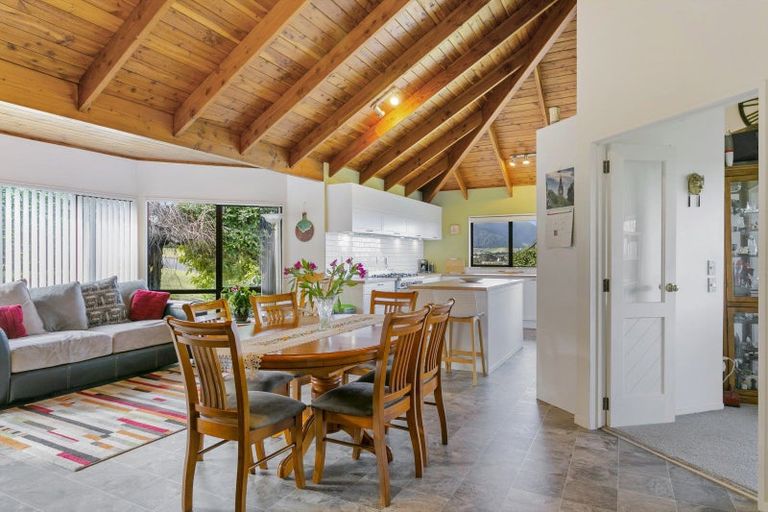 Photo of property in 9 Kahurangi Drive, Rangatira Park, Taupo, 3330