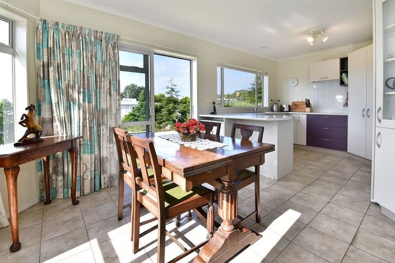 Photo of property in 39 Elan Place, Stanmore Bay, Whangaparaoa, 0932