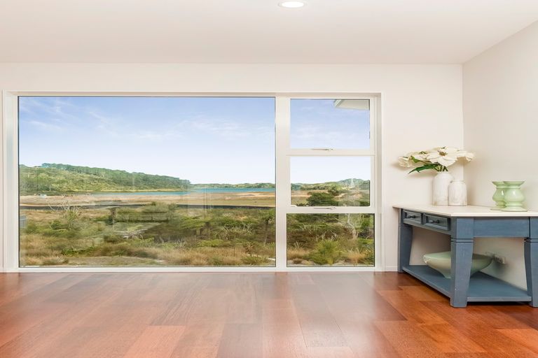 Photo of property in 14 Tauwaka Crescent, Riverhead, 0820