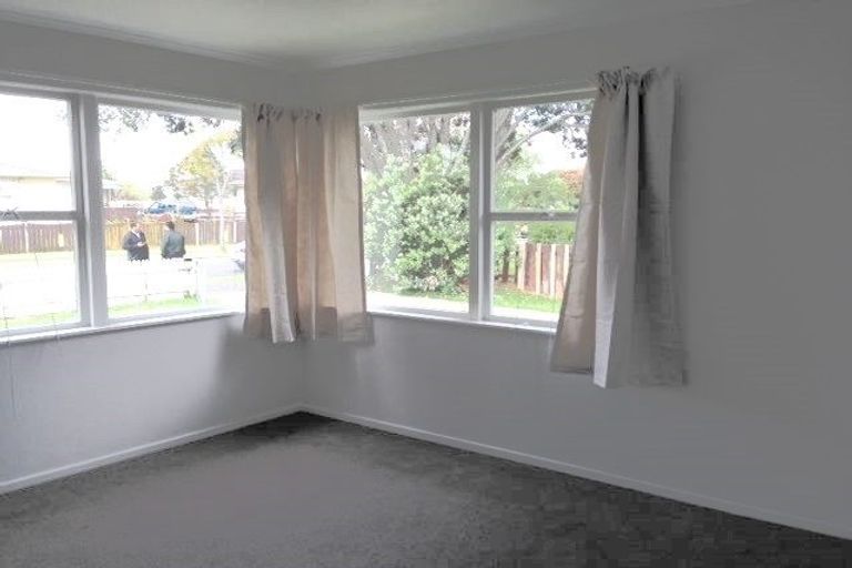 Photo of property in 20 Ronald Place, Manurewa, Auckland, 2102