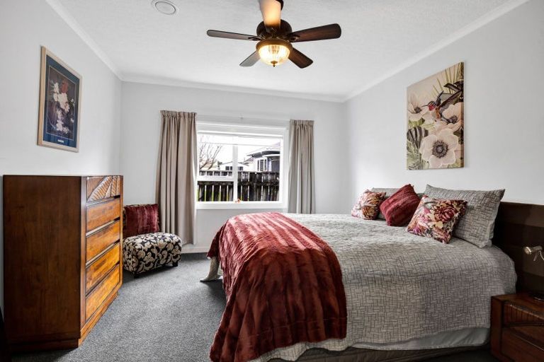 Photo of property in 30 Kahikatea Street, Inglewood, 4330