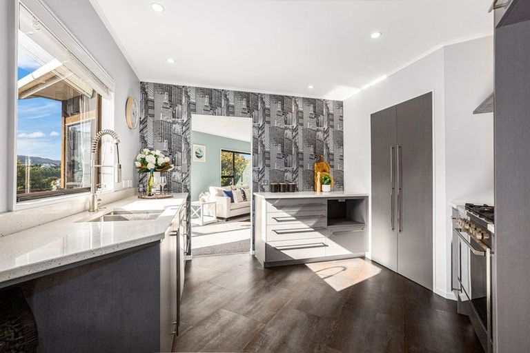 Photo of property in 6 Shackle Lane, Whitby, Porirua, 5024