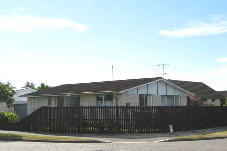 Photo of property in 8 Brentwood Street, Parklands, Christchurch, 8083