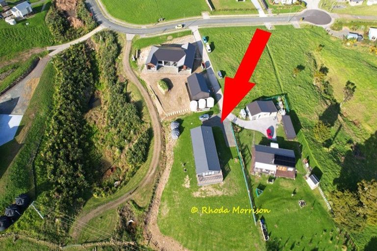 Photo of property in 12 Arahanga Road, Paparoa, 0571