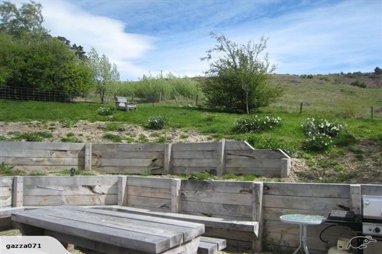 Photo of property in Rowan Cottage, 1674 Saint Bathans Loop Road, Saint Bathans, 9386