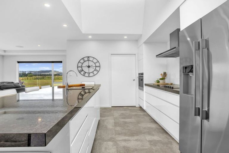 Photo of property in 335 Muhunoa Road East, Muhunoa East, Levin, 5570