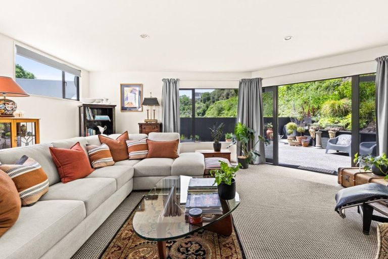 Photo of property in 145 Milton Road, Bluff Hill, Napier, 4110