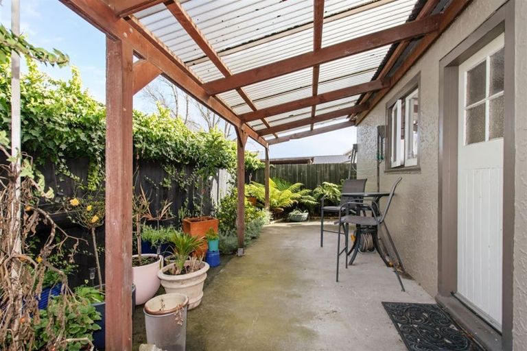 Photo of property in 72 Harrow Street, Phillipstown, Christchurch, 8011