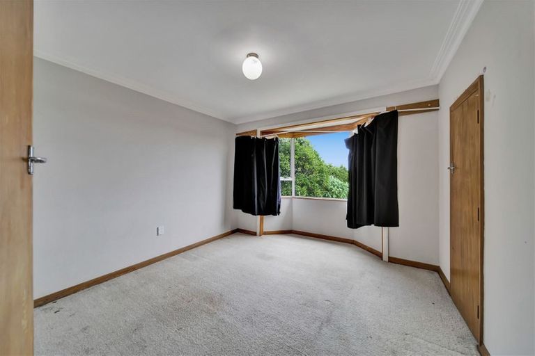 Photo of property in 11 Gordon Street, Glen Avon, New Plymouth, 4312