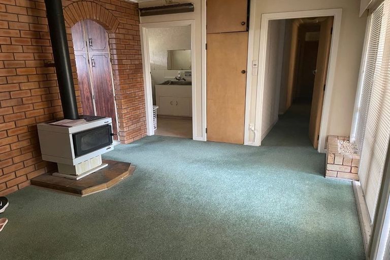 Photo of property in 14a Carnoustie Drive, Wattle Downs, Auckland, 2103