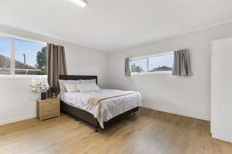 Photo of property in 256a Bucklands Beach Road, Bucklands Beach, Auckland, 2012