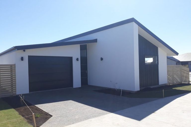Photo of property in 11 Burrow Street, Rolleston, 7677