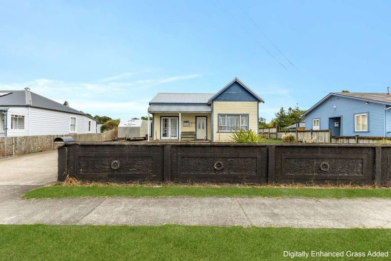 Photo of property in 37 Brookes Street, Inglewood, 4330