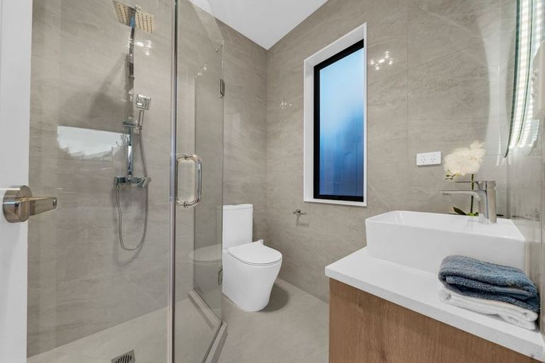 Photo of property in 14 Rongoa Maori Way, Pukekohe, 2120