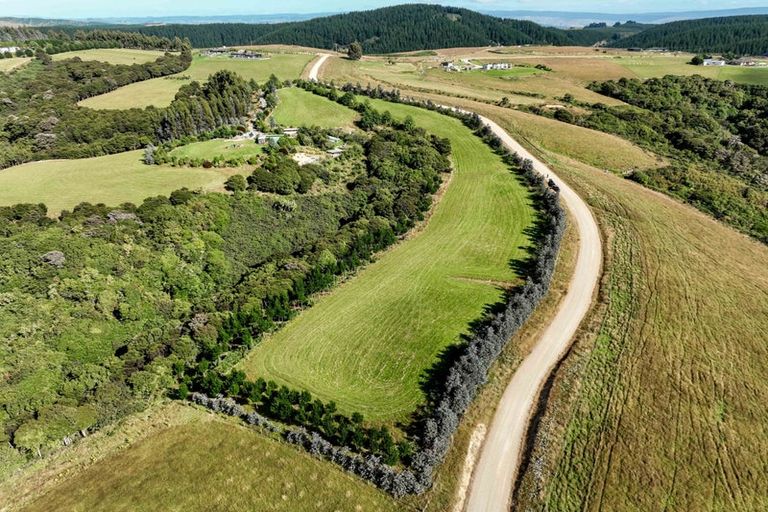 Photo of property in 36 Kahu Ridge, Taieri Beach, Taieri Mouth, 9091