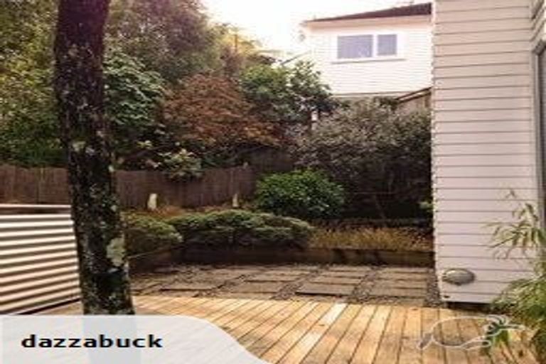 Photo of property in 6 Glentui Grove, Khandallah, Wellington, 6035