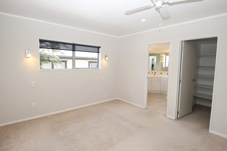 Photo of property in 811b Whangaparaoa Road, Manly, Whangaparaoa, 0930