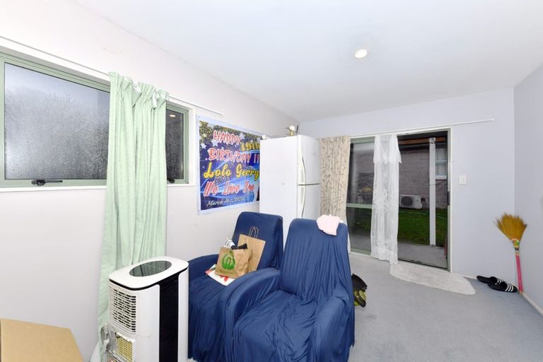 Photo of property in 39 Kathleen Crescent, Hornby, Christchurch, 8042