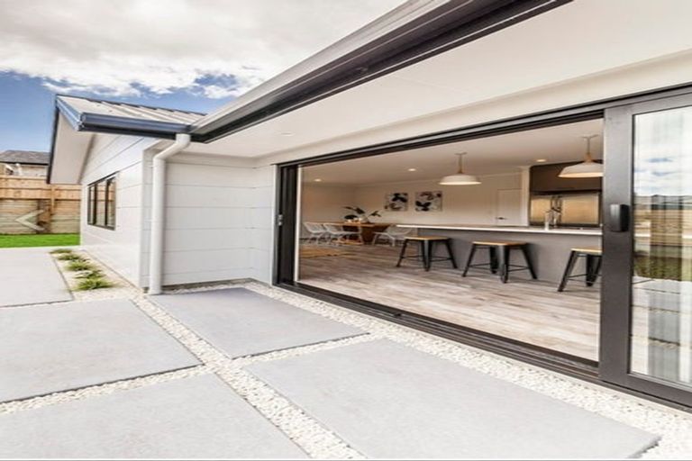 Photo of property in 32 Wairau Drive, Tikipunga, Whangarei, 0112