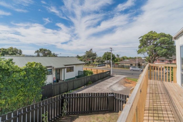 Photo of property in 1/62 Coronation Road, Mangere Bridge, Auckland, 2022