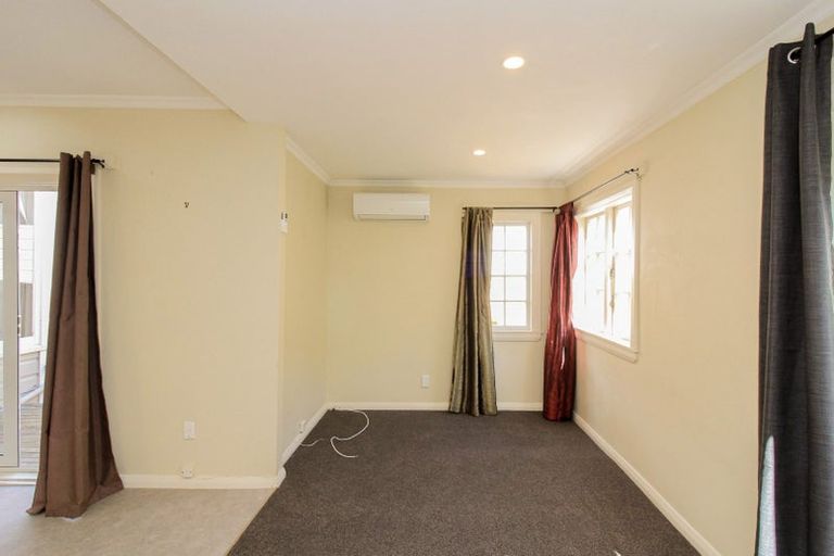 Photo of property in 39 Roy Street, Newtown, Wellington, 6021