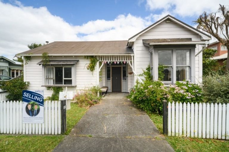 Photo of property in 38 Hereford Street, West End, Palmerston North, 4410
