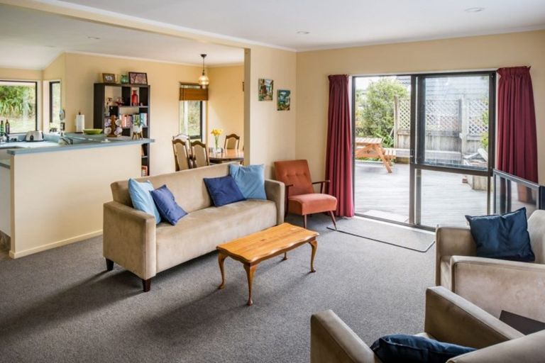 Photo of property in 5 Kedge Lane, Whitby, Porirua, 5024