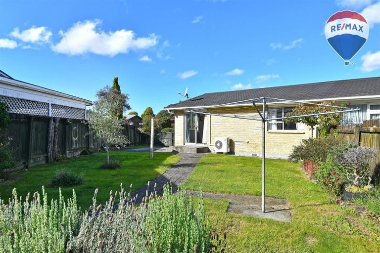 Photo of property in 1/21 Denver Grove, Totara Park, Upper Hutt, 5018