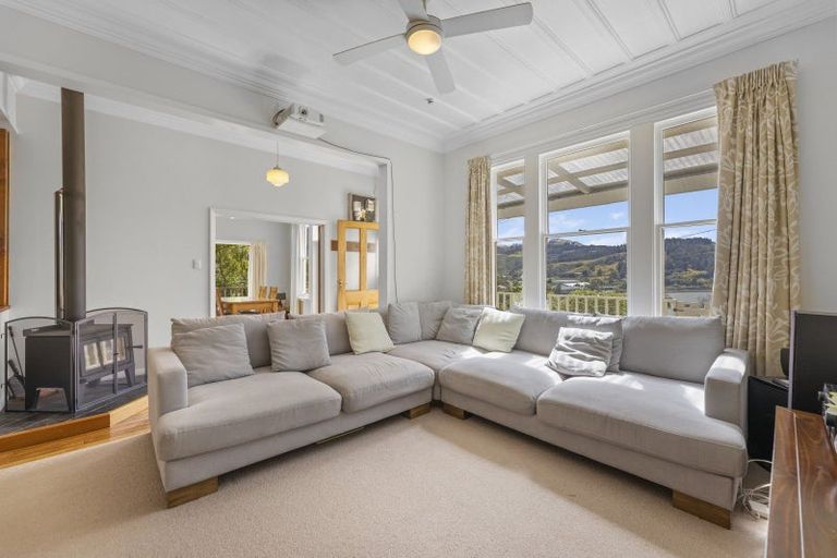 Photo of property in 10 Kilgour Street, Roseneath, Port Chalmers, 9023