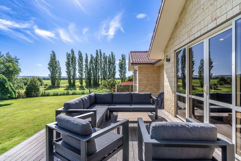 Photo of property in 331 Makarewa-browns Road, Lochiel, Winton, 9781