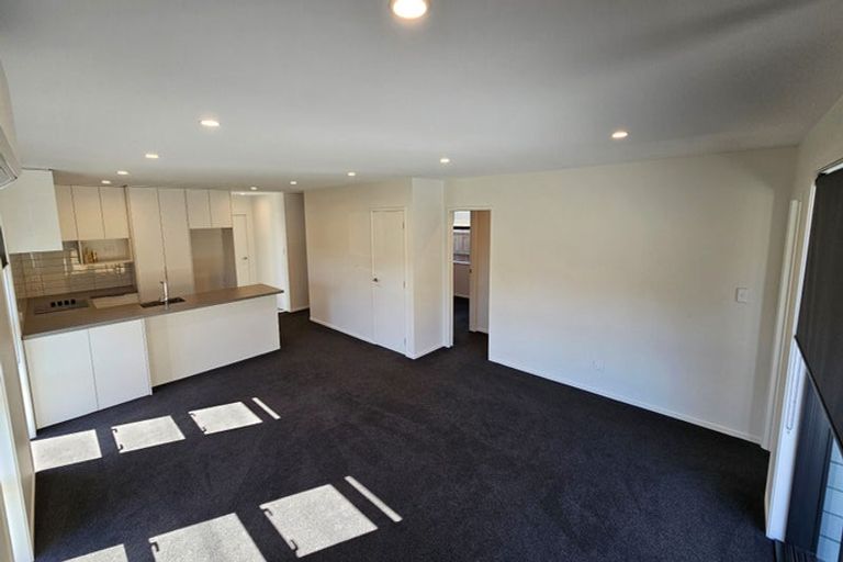 Photo of property in 5a Massey Street, Westown, New Plymouth, 4310