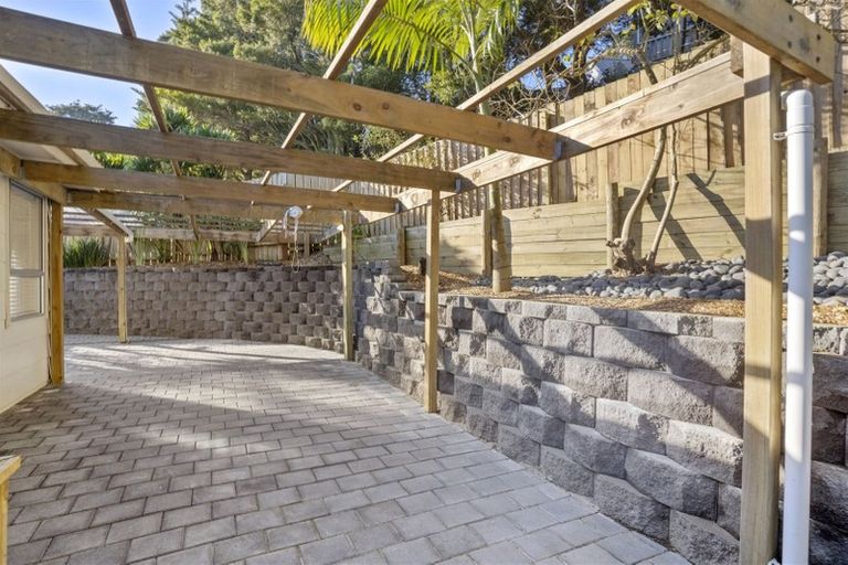 Photo of property in 18 Vonnell Place, Birkdale, Auckland, 0626